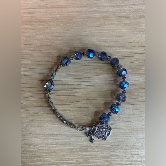 Preloved Beaded Mother Mary Bracelet - Picture 3 of 4